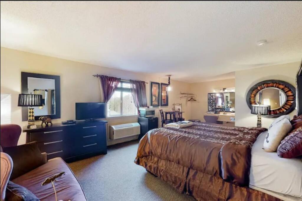 Suite Dreams 101 - Tradewinds Eureka Springs Buitenkant foto