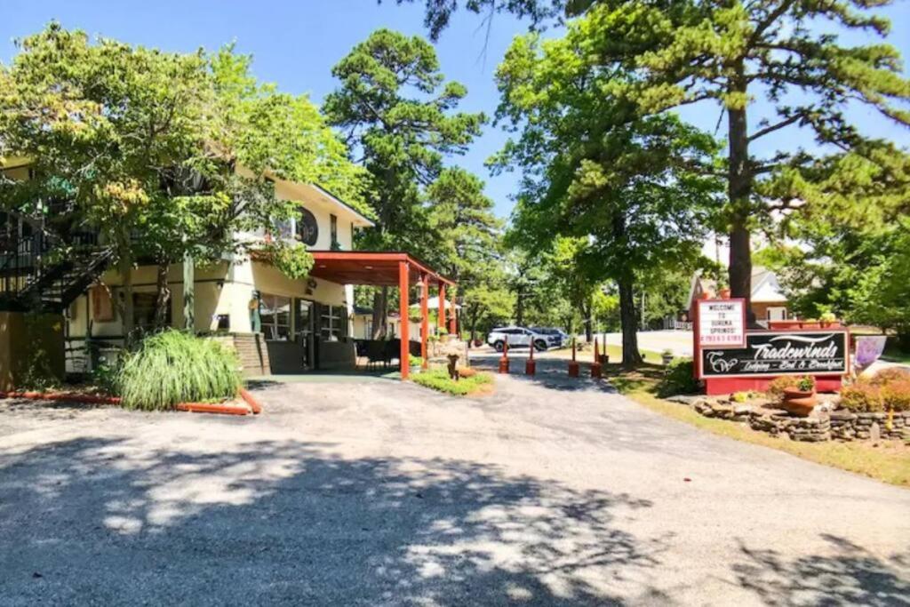 Suite Dreams 101 - Tradewinds Eureka Springs Buitenkant foto